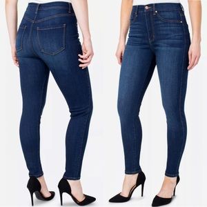 Celebrity Pink The Deb Super High Waisted Curvy Skinny Jeans EUC